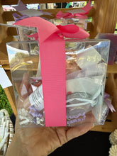 Load image into Gallery viewer, Mamá Beauty Box🌷