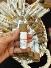 Cargar imagen en el visor de la galería, Lip Balm &quot;Kiss Me&quot;
