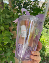 Cargar imagen en el visor de la galería, Mom Beauty Tumbler