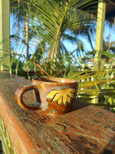 Cargar imagen en el visor de la galería, Mi Girasol - Taza 4oz