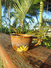 Cargar imagen en el visor de la galería, Mi Girasol - Taza 4oz