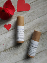 Cargar imagen en el visor de la galería, Lip Balm &quot;Kiss Me&quot;